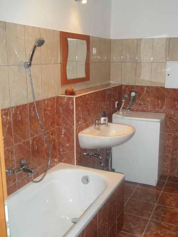 Club218 Relax Family Apartman Шиофок Экстерьер фото