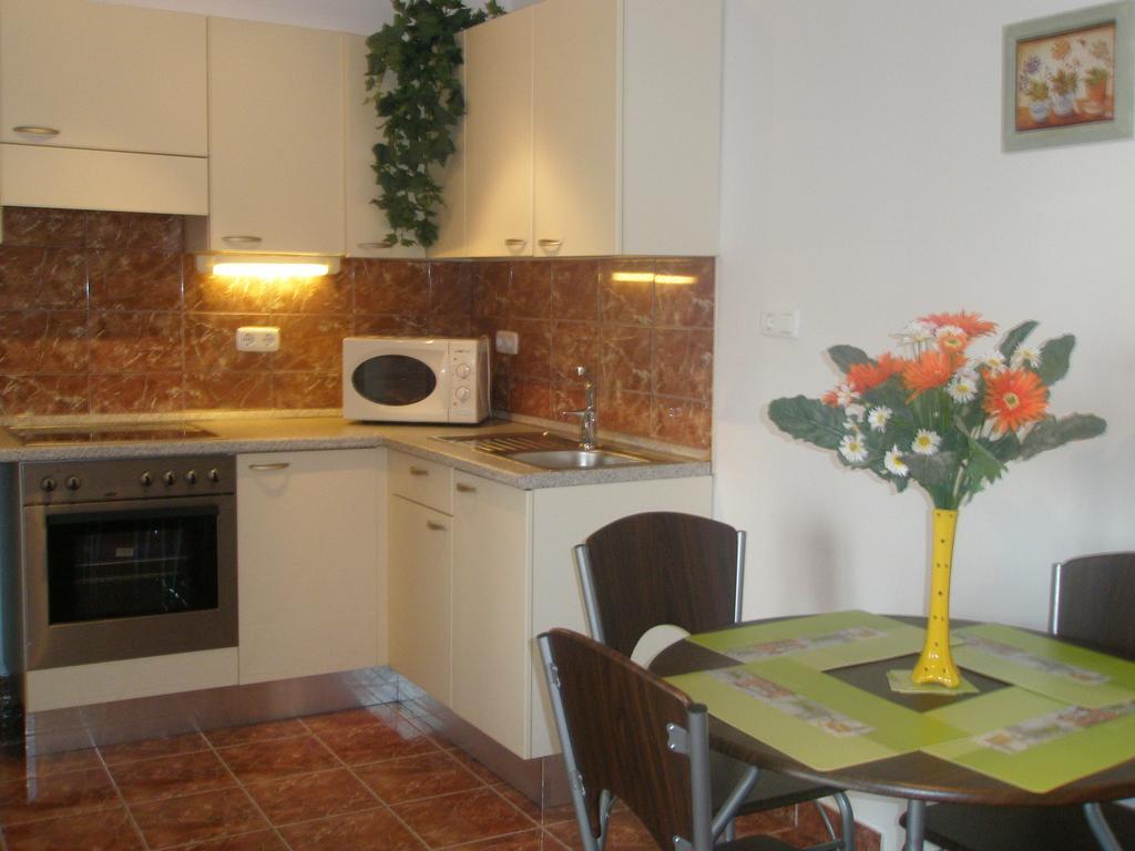 Club218 Relax Family Apartman Шиофок Экстерьер фото